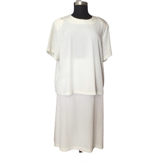 S. G. Four Piece Cream Color Pant & Skirt Suit Plus Size - Picture 9 of 12